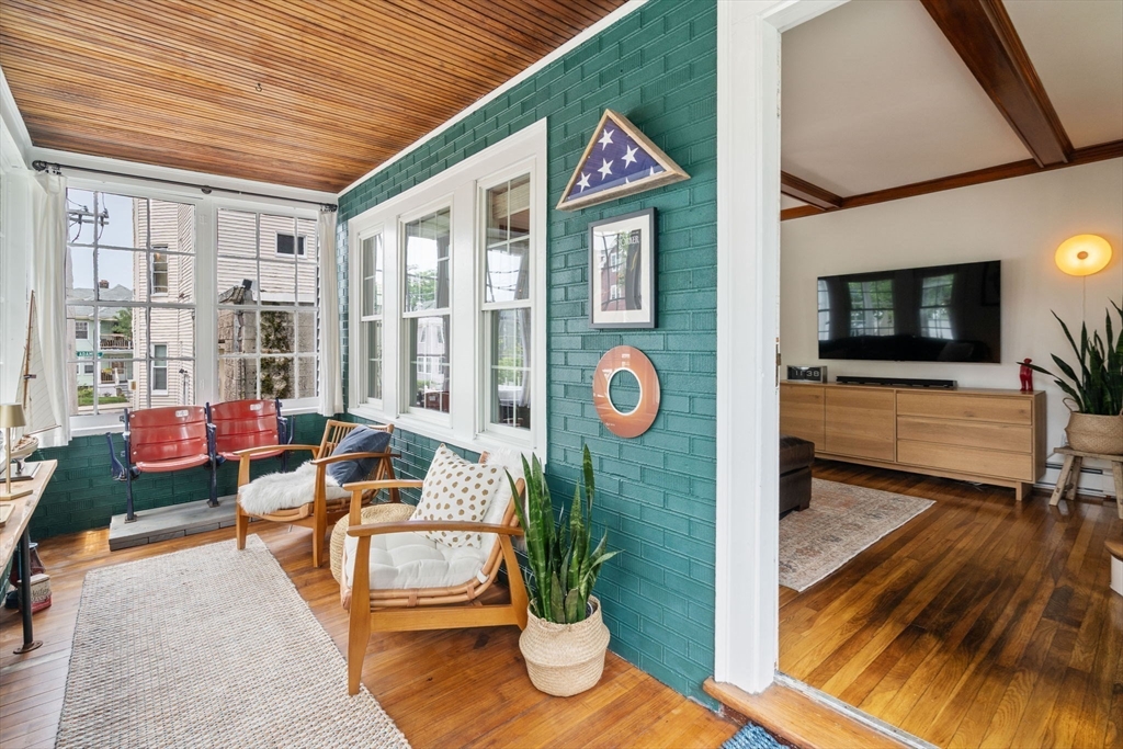 8 Nahant Ave