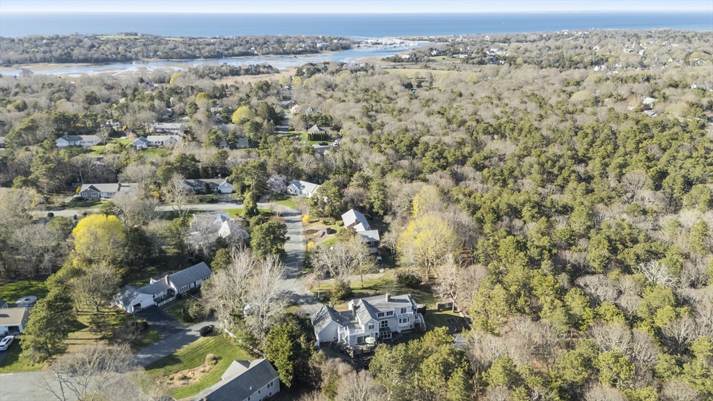 80 Forest Hills Dr