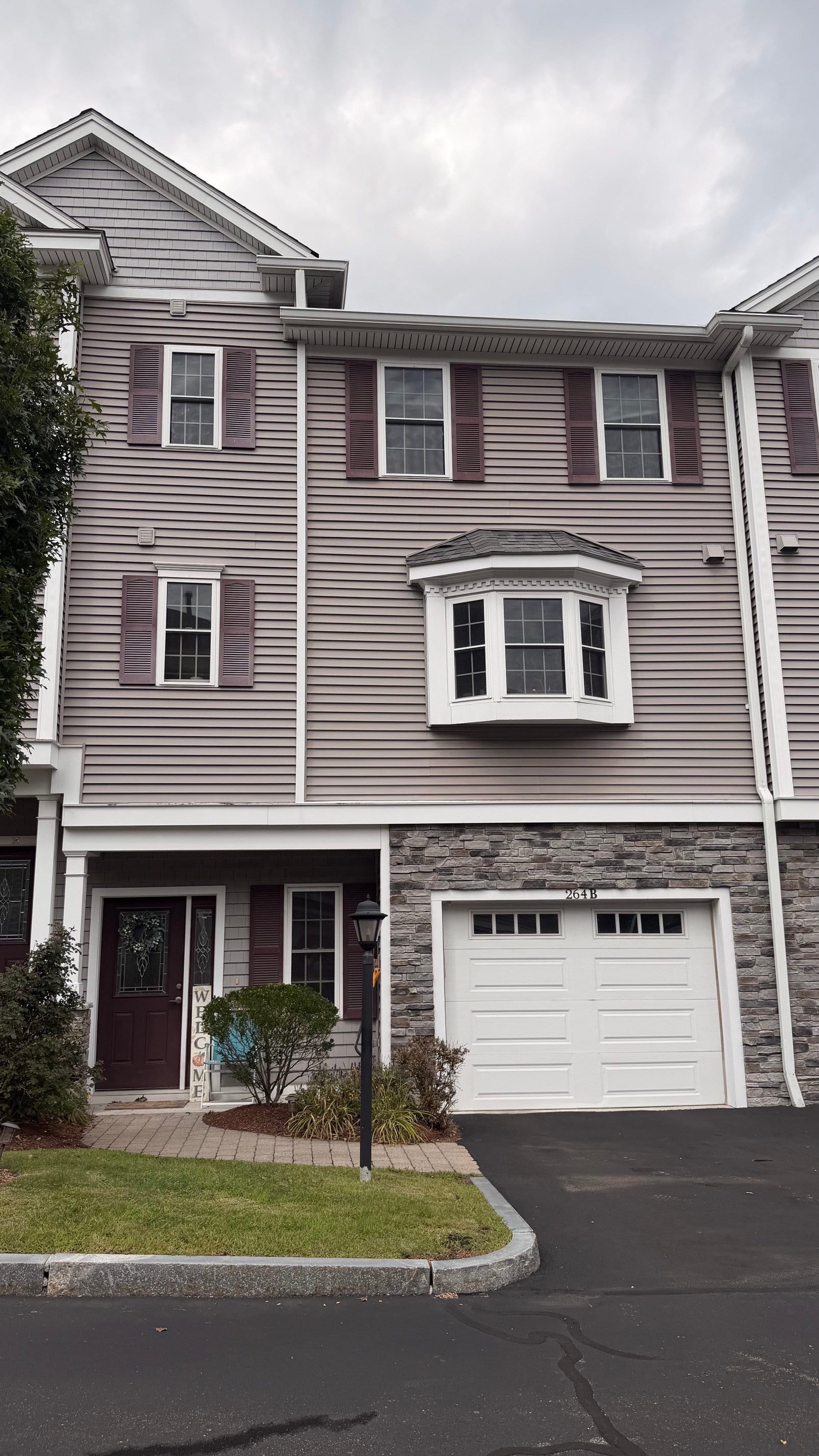 264 Winn St #B, Burlington, MA, 264 Winn St #B, Burlington, MA Photo #2