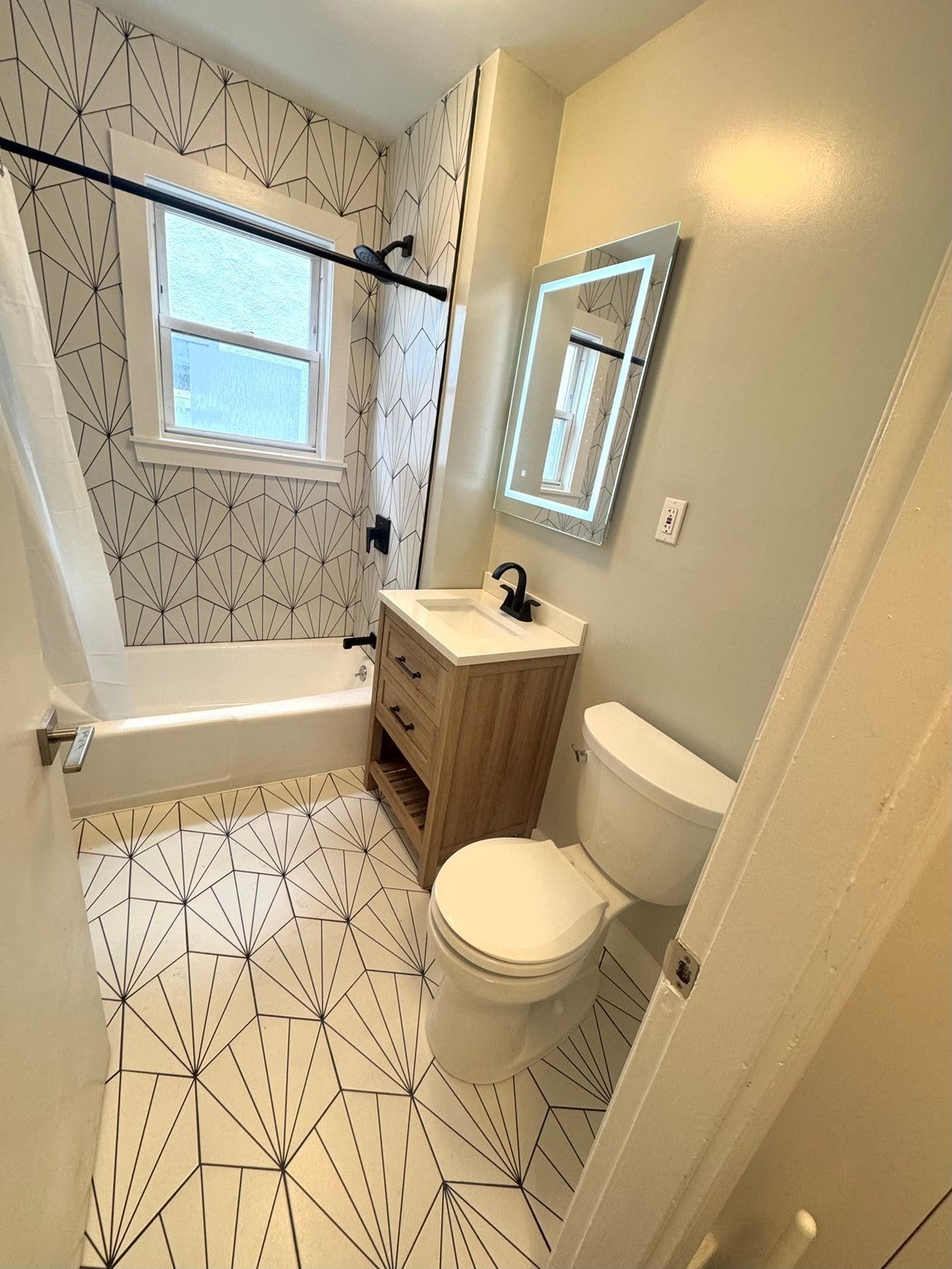16 Windsor Rd #1, Medford, MA, 16 Windsor Rd #1, Medford, MA Photo #11