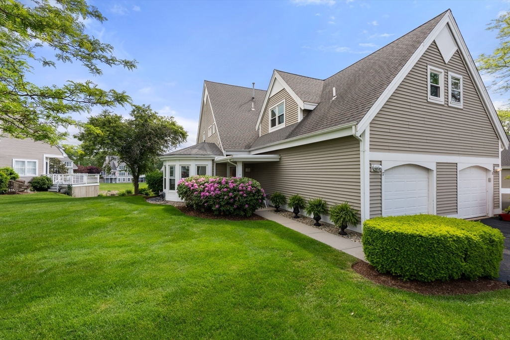 17 Bay Pointe Dr Ext 17