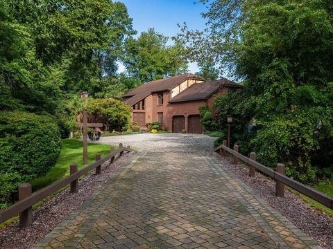 22 Elm St Canton MA 02021