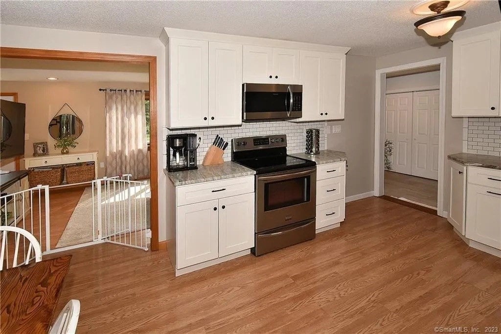 281 Abbe Rd, Enfield, CT, 281 Abbe Rd, Enfield, CT Photo #4