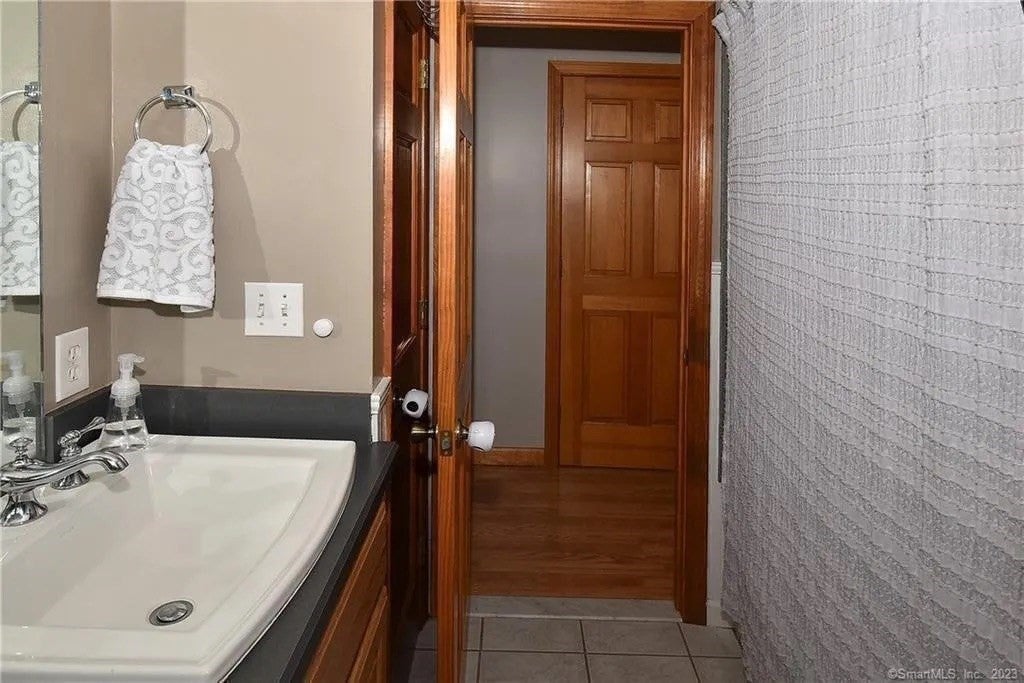 281 Abbe Rd, Enfield, CT, 281 Abbe Rd, Enfield, CT Photo #11