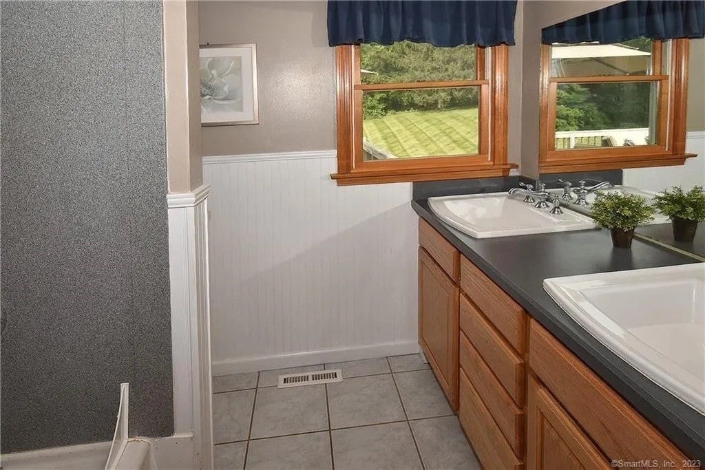 281 Abbe Rd, Enfield, CT, 281 Abbe Rd, Enfield, CT Photo #20