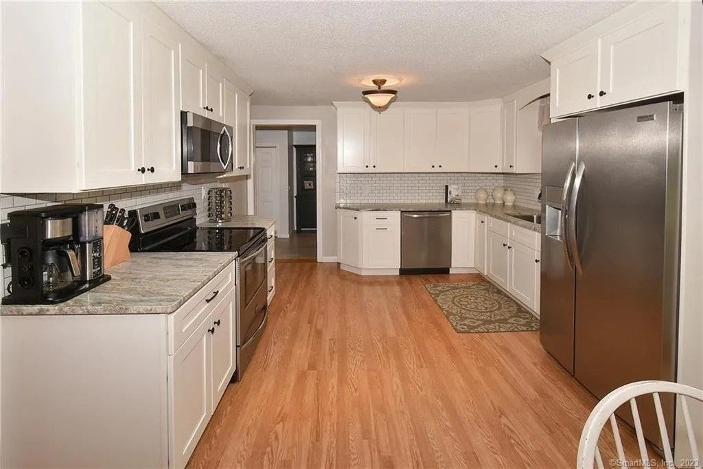 281 Abbe Rd, Enfield, CT, 281 Abbe Rd, Enfield, CT Photo #7