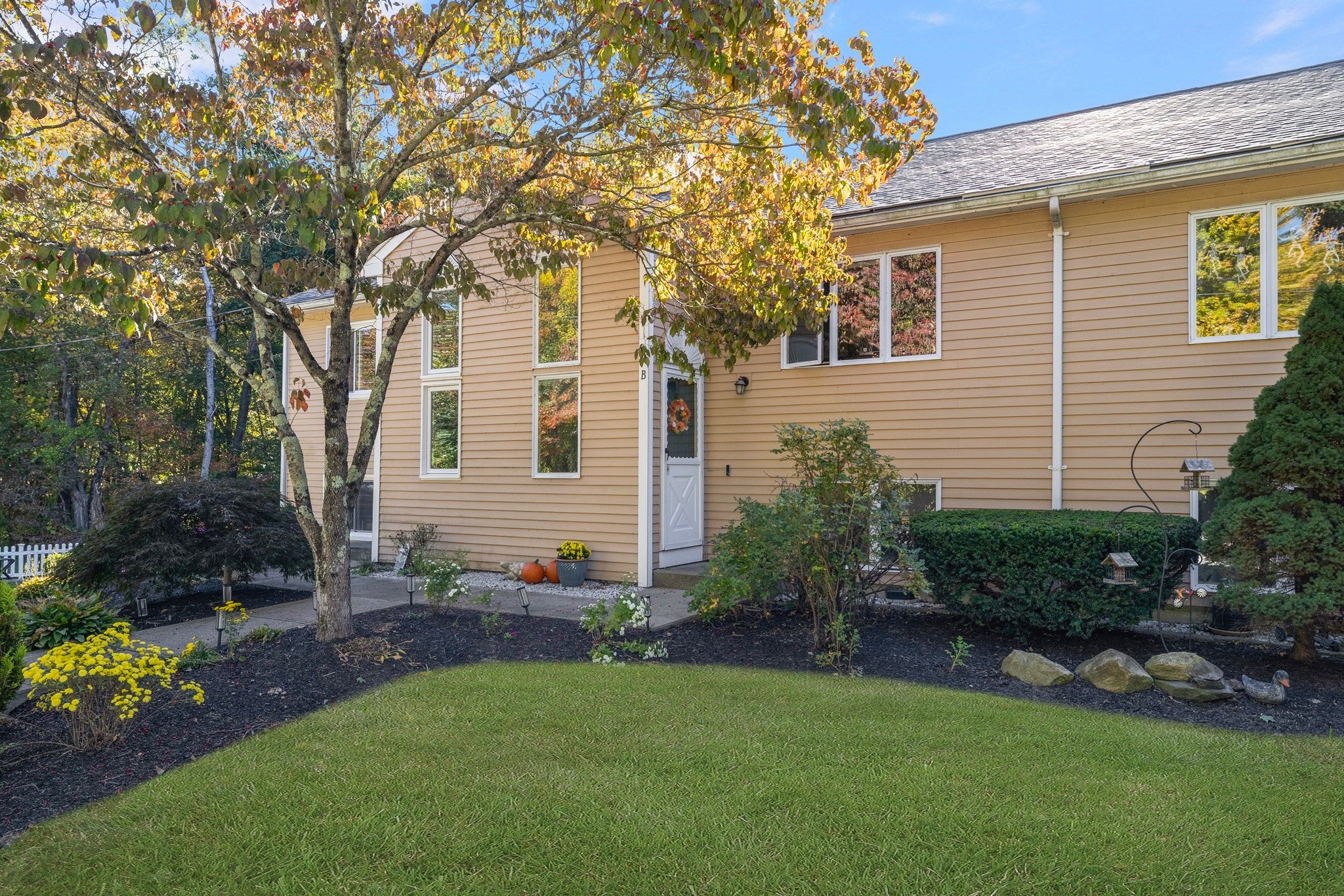 17 Cork Cir #B, Millville, MA, 17 Cork Cir #B, Millville, MA Photo #3