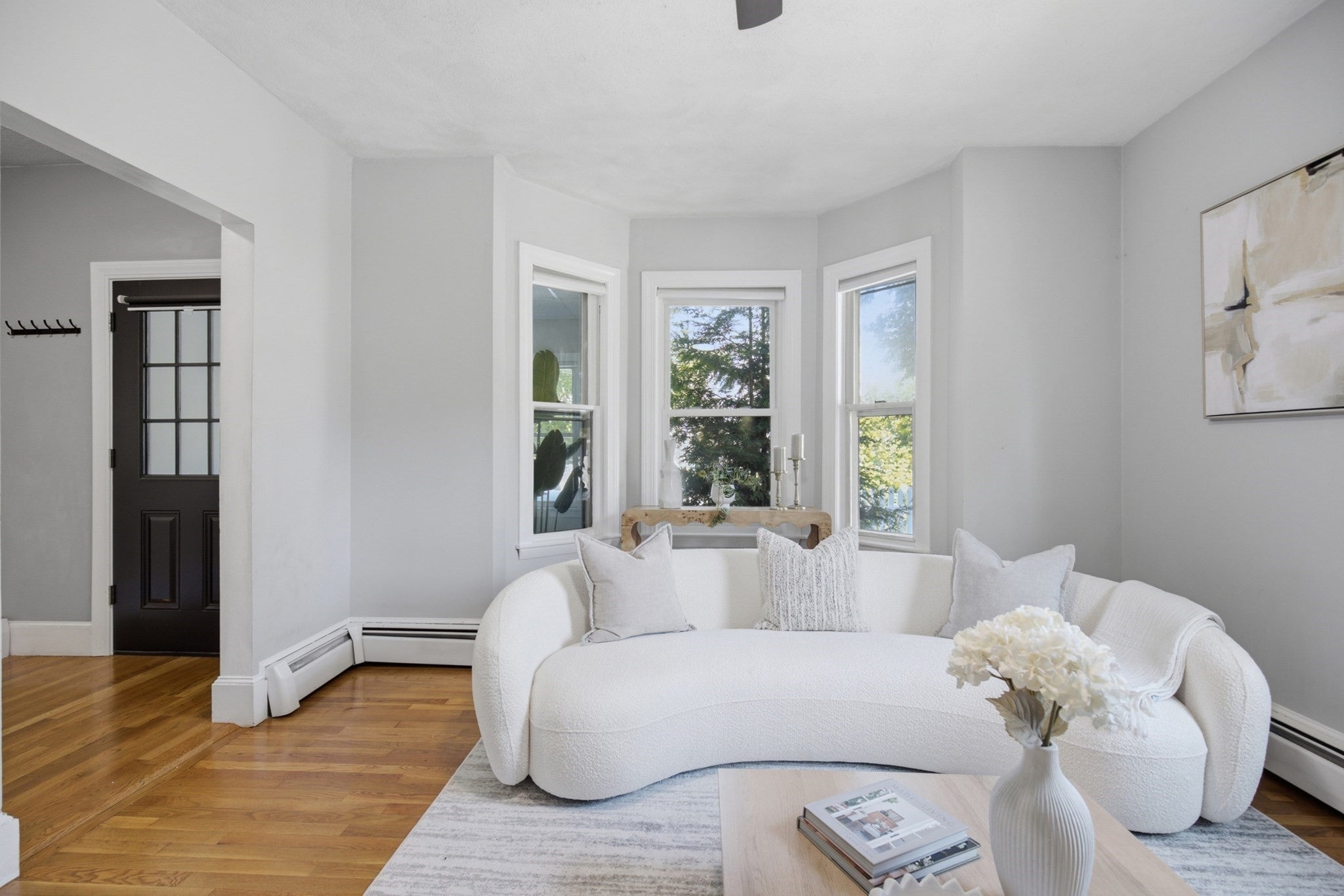 24 Mague Ave 24