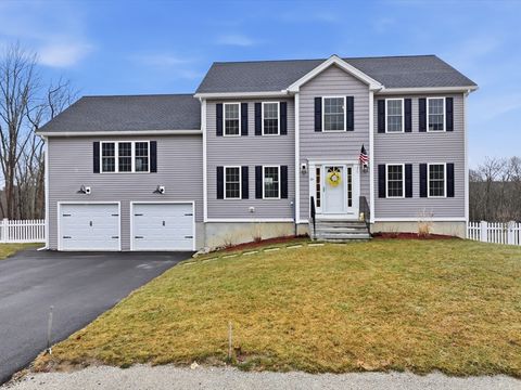 Photo of 74 Deanna Dr, Holden, MA 01520 (MLS # 73497729)