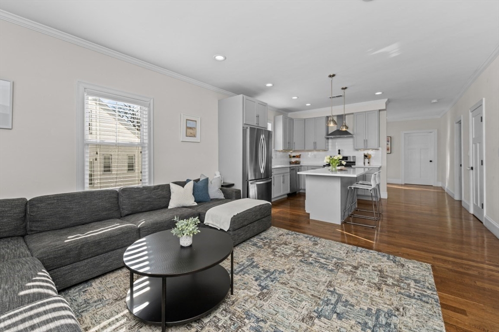 72-74 Manthorne Rd 74