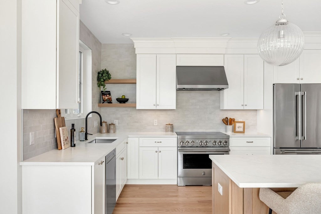 20 Crescent Road #20, Needham, MA Photo #12
