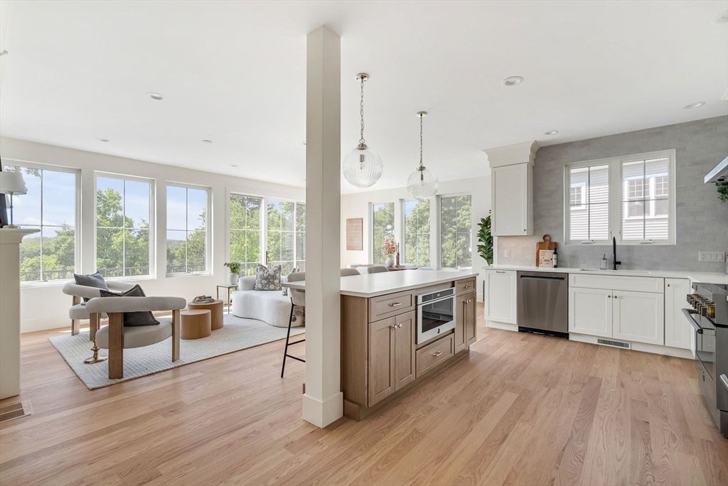 20 Crescent Road #20, Needham, MA Photo #13