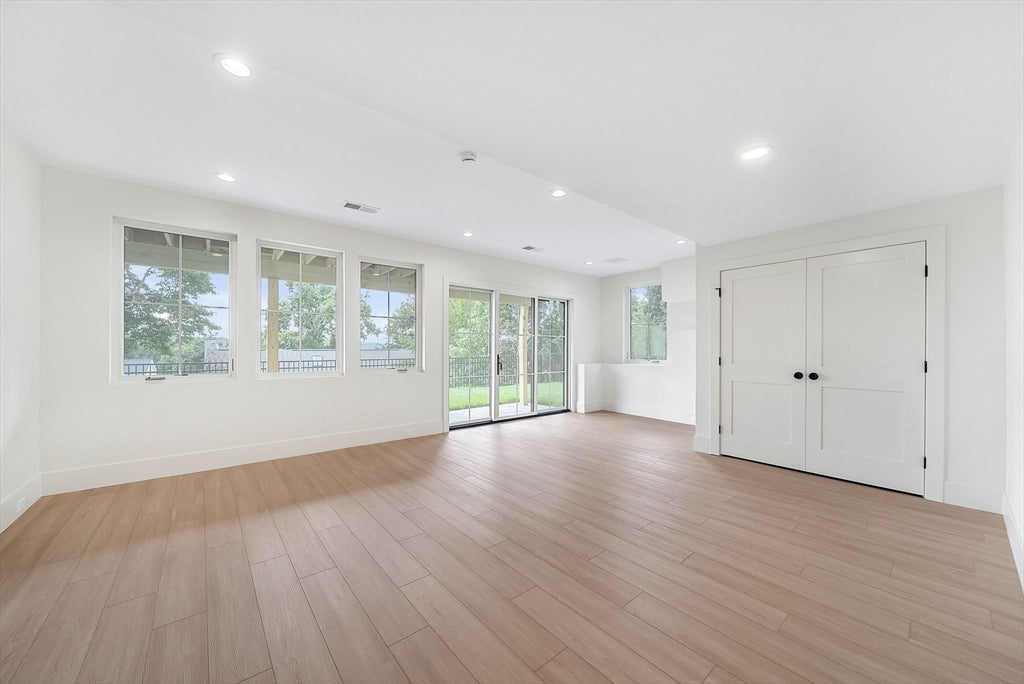 20 Crescent Road #20, Needham, MA Photo #34