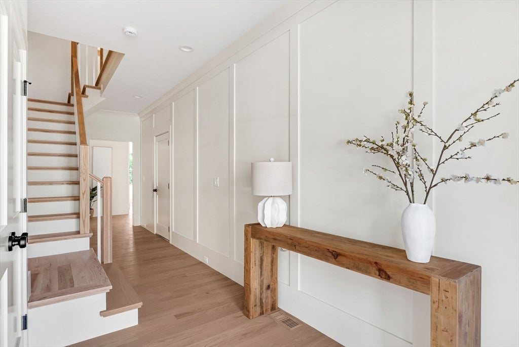20 Crescent Road #20, Needham, MA Photo #18