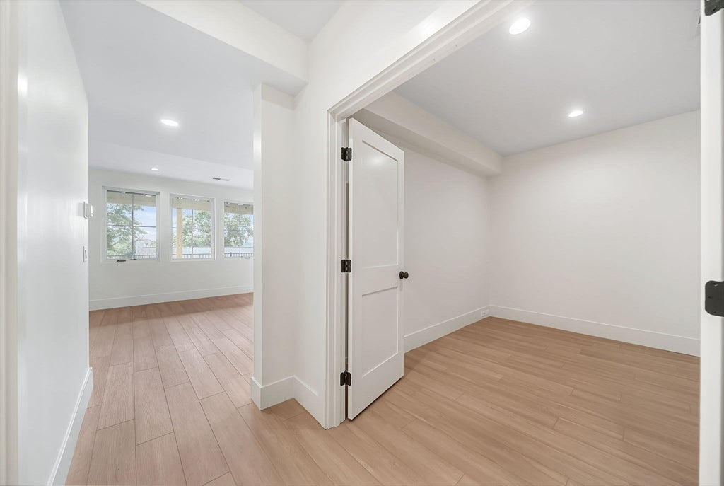 20 Crescent Road #20, Needham, MA Photo #32