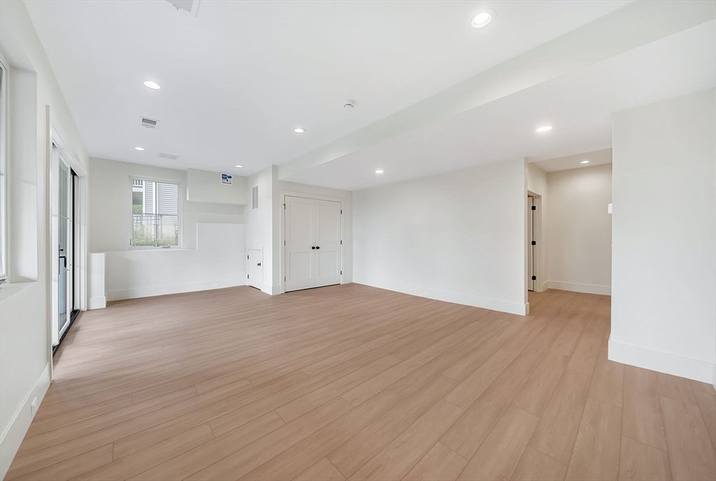 20 Crescent Road #20, Needham, MA Photo #37