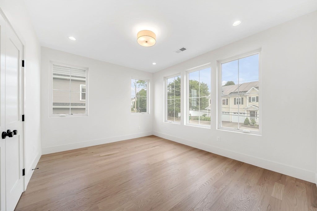 20 Crescent Road #20, Needham, MA Photo #27