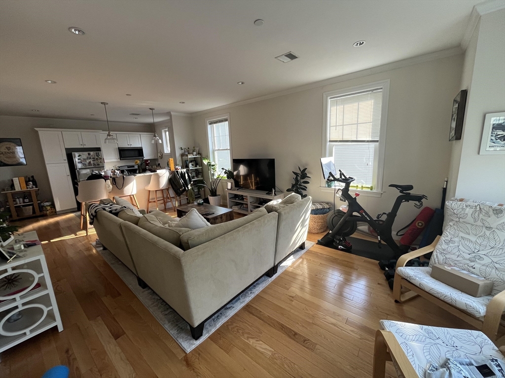261 Lexington Street #2, Boston, MA Photo #10