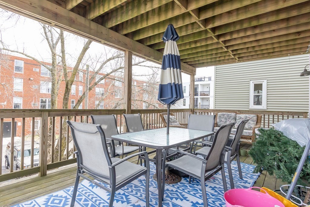 Boston, Massachusetts 02125, United States, 3 Bedrooms Bedrooms, ,1 BathroomBathrooms,Residential,Active,86338