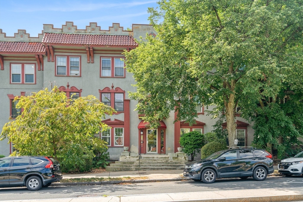 1742 Commonwealth Ave #1, Boston, MA Photo #25
