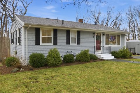 7 Paulette Dr Danvers MA 01923