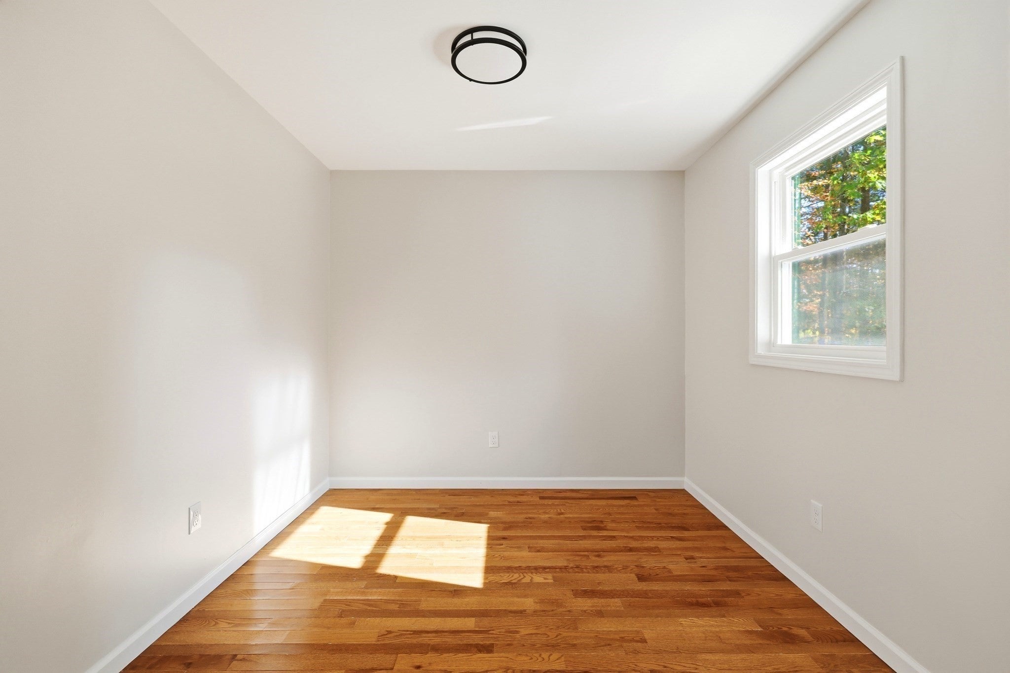 139 E Hill Rd, Brimfield, MA Photo #11