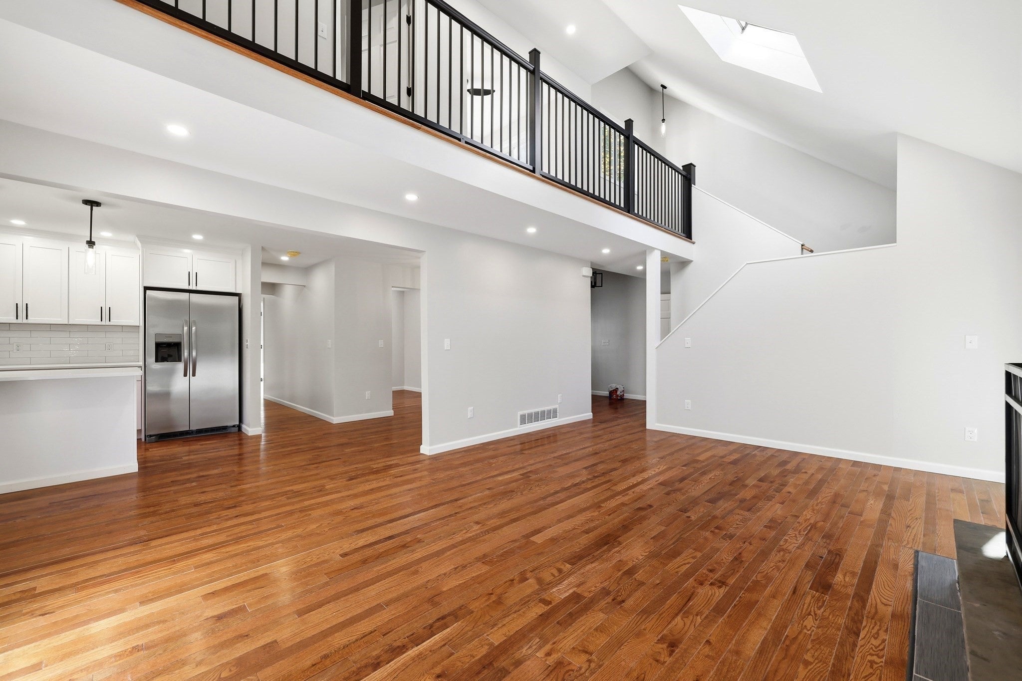 139 E Hill Rd