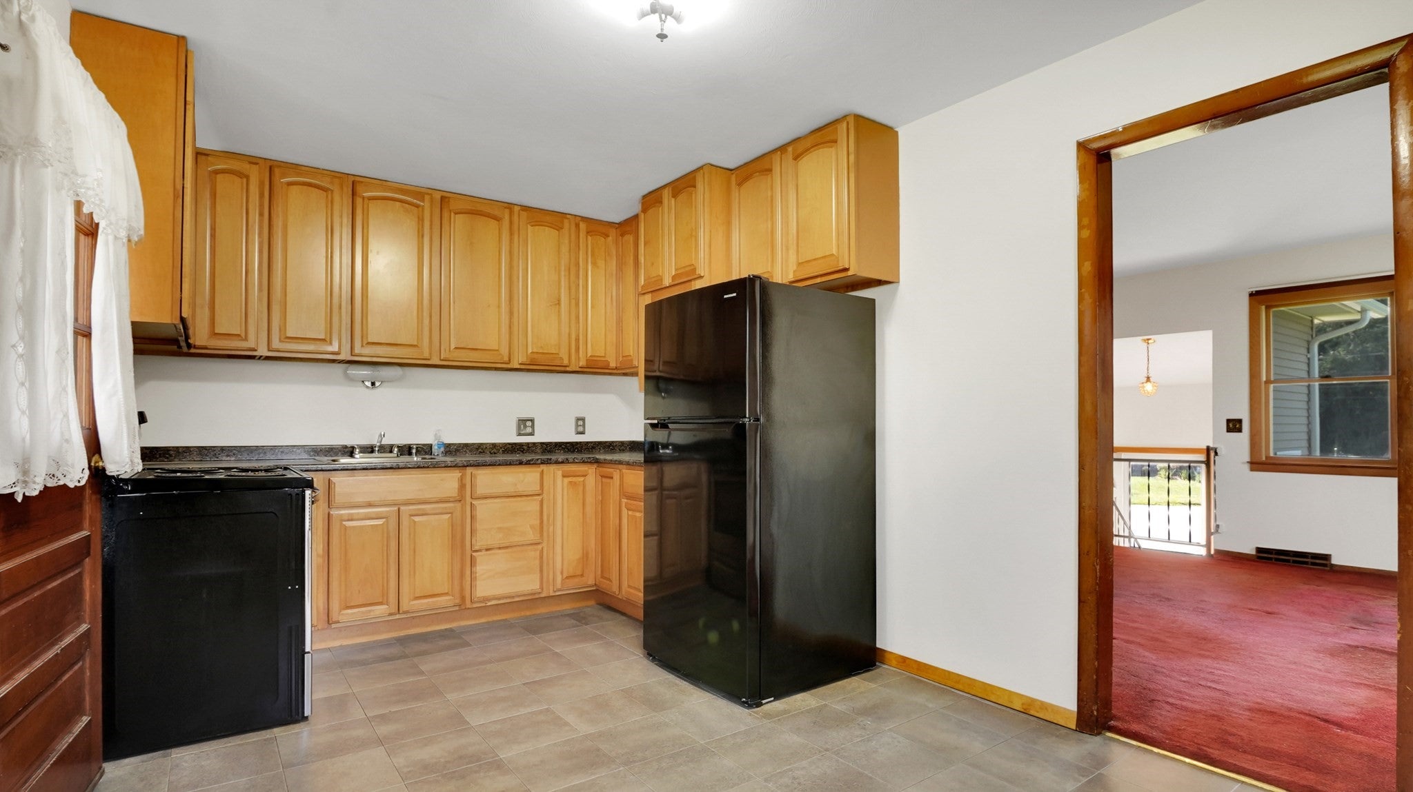 115 Clover Rd, Ludlow, MA Photo #8