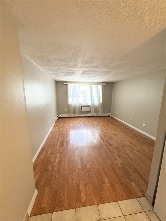 12 Woodland St 25