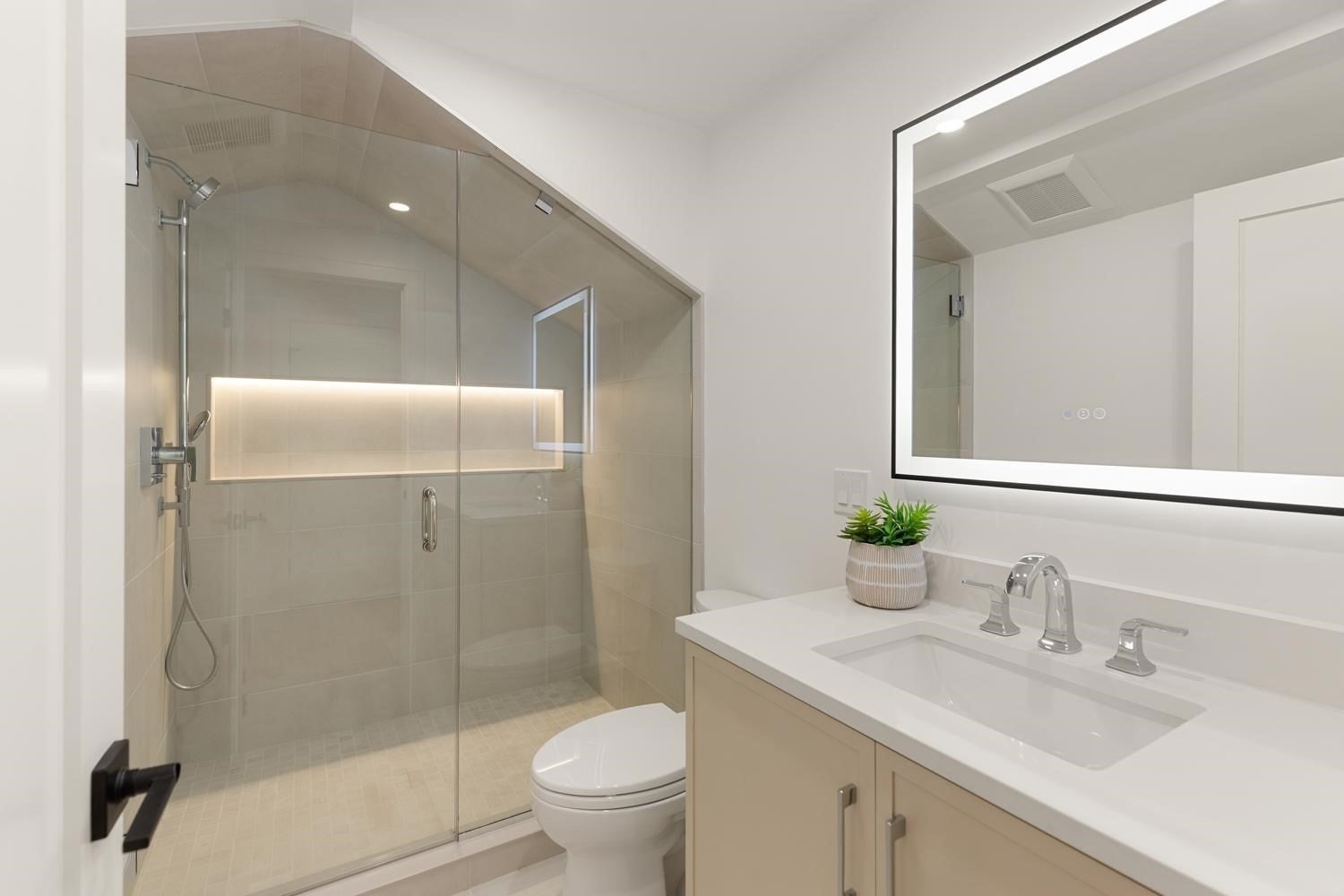 470 Quinobequin RD, Newton, MA, 470 Quinobequin RD, Newton, MA Photo #37