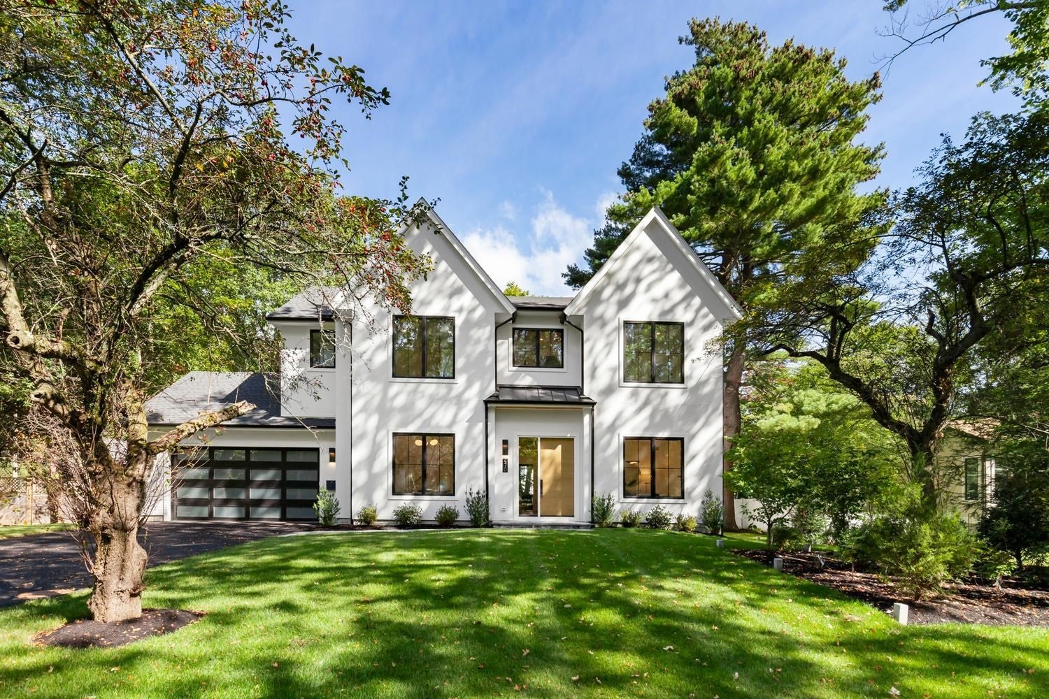 470 Quinobequin RD, Newton, MA, 470 Quinobequin RD, Newton, MA Photo #1
