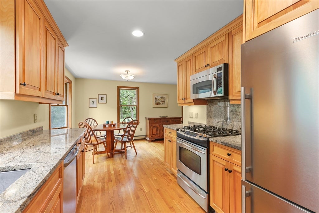 236 Blueberry Pond Dr, Brewster, MA, 236 Blueberry Pond Dr, Brewster, MA Photo #5