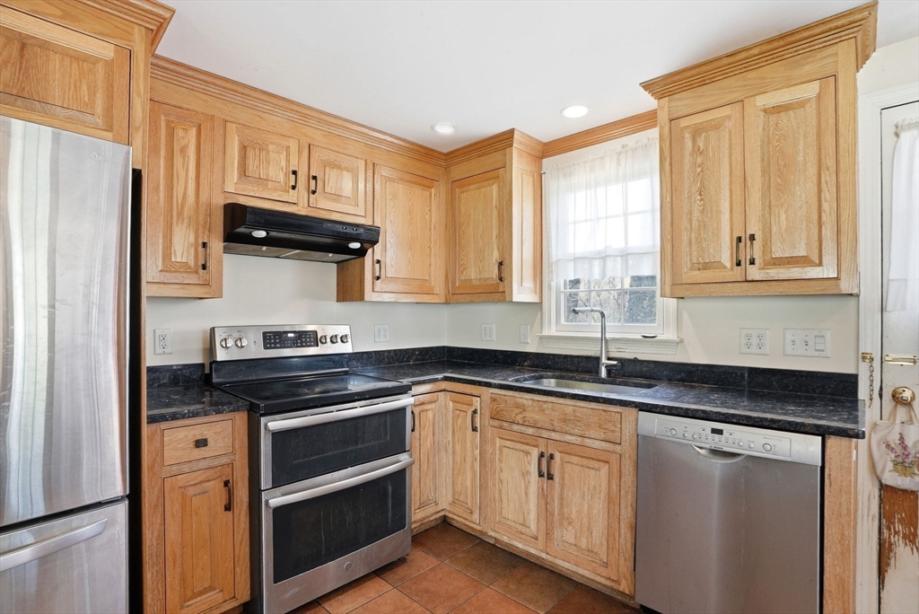 8 Three Ring Rd