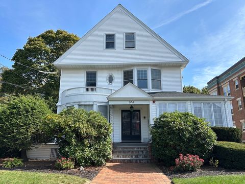 Photo of 301 Lafayette Street #2, Salem, MA 01970 (MLS # 73439497)