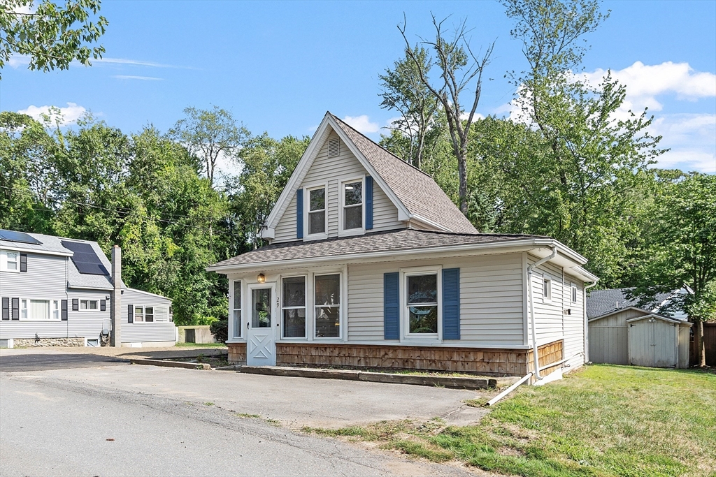 29 Lakeview Ave