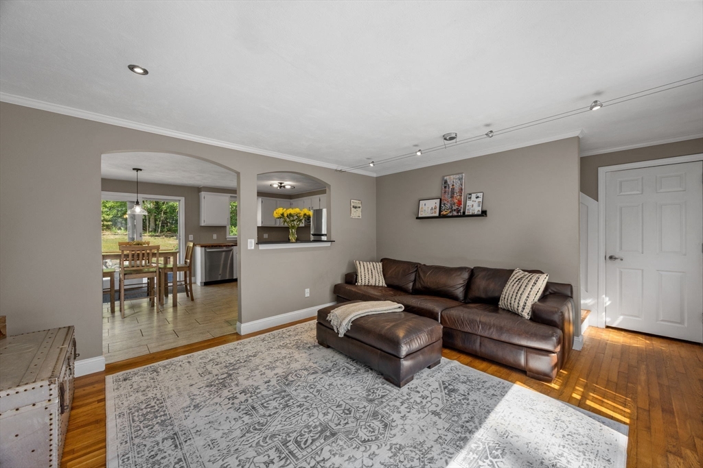 31 Chase Rd