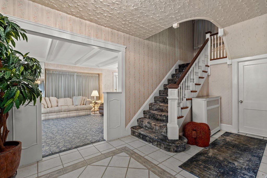 32 Sagamore Ave, Medford, MA Photo #5