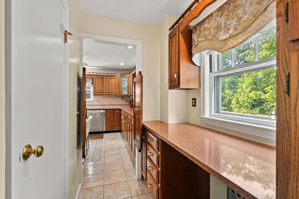 32 Sagamore Ave, Medford, MA Photo #13