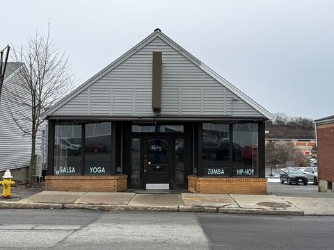 Photo of 120 West Boylston Street, Worcester, MA 01606 (MLS # 73487192)