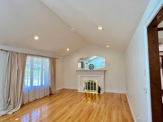 87 Morgan St