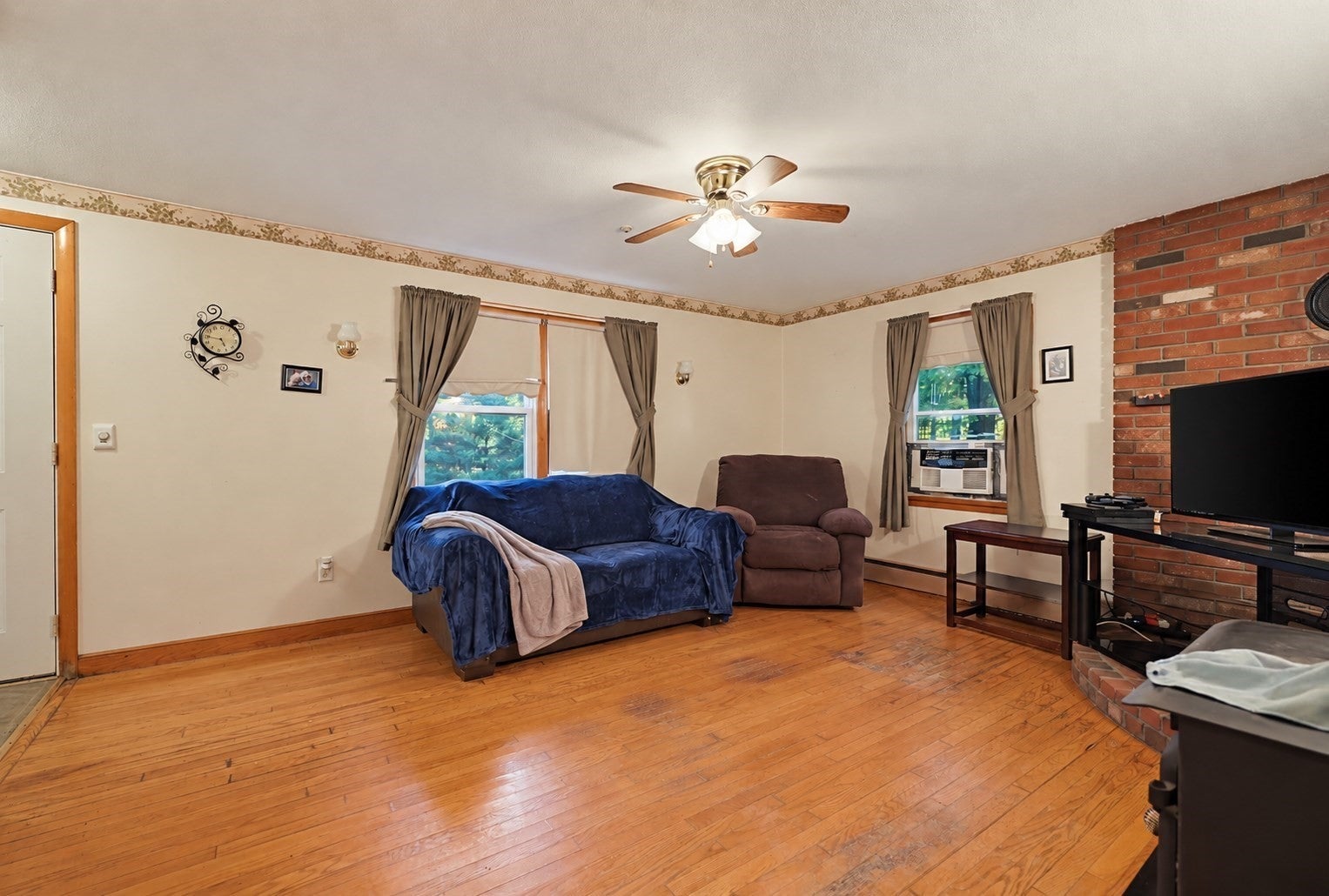 73 Justice Hill Rd, Sterling, MA, 73 Justice Hill Rd, Sterling, MA Photo #4