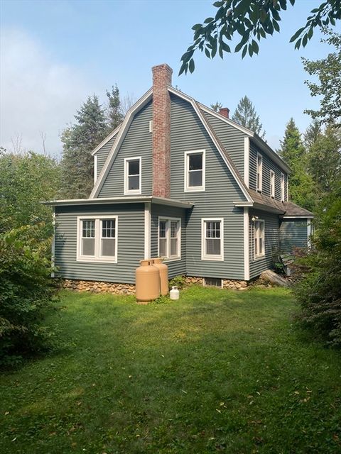 7 Fairview Ave Rutland MA 01543