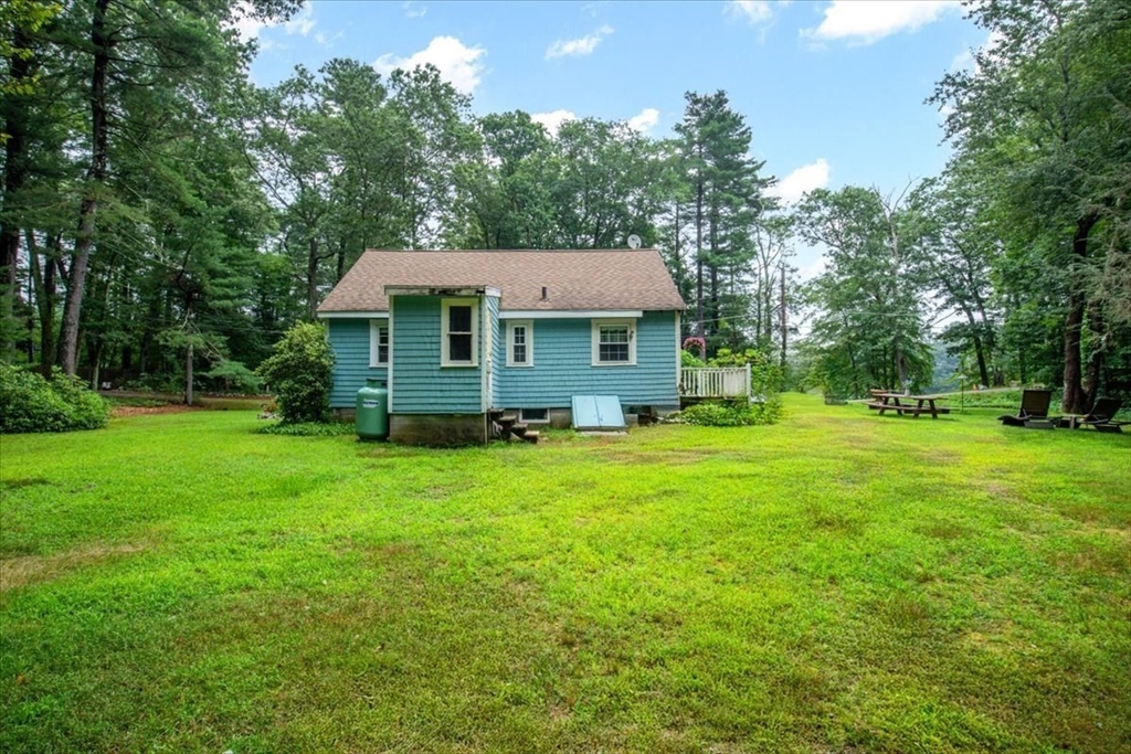 27 Kingsbury Rd