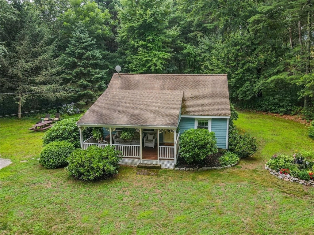 27 Kingsbury Rd