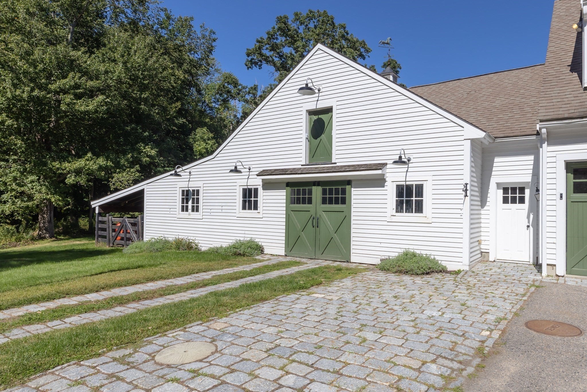 60 Washington St, Sherborn, MA Photo #26