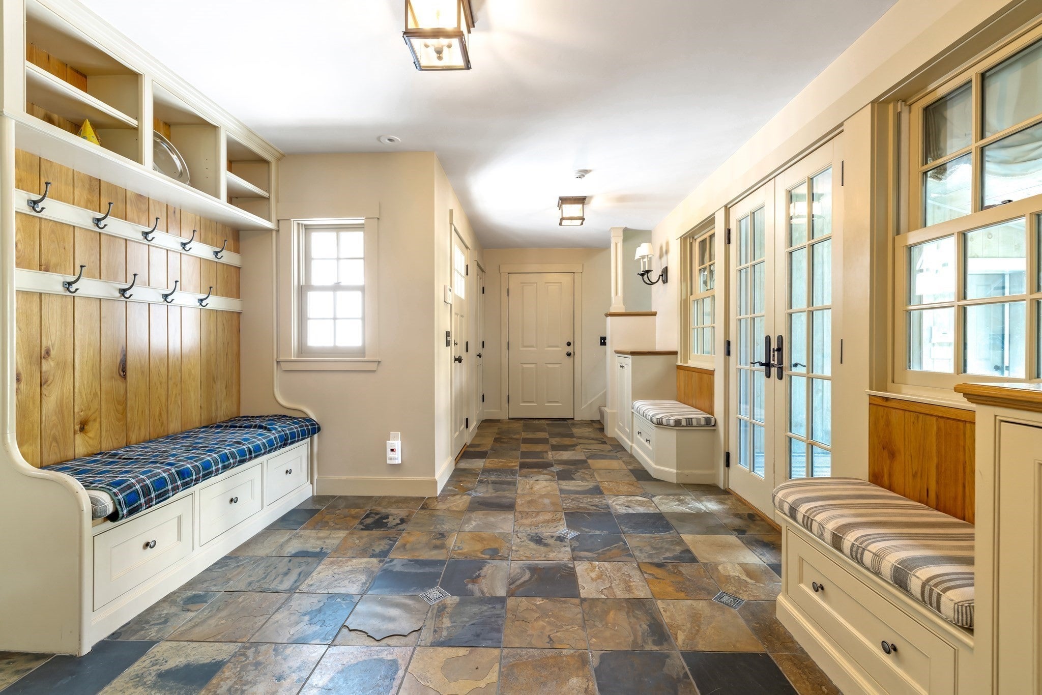 60 Washington St, Sherborn, MA Photo #5