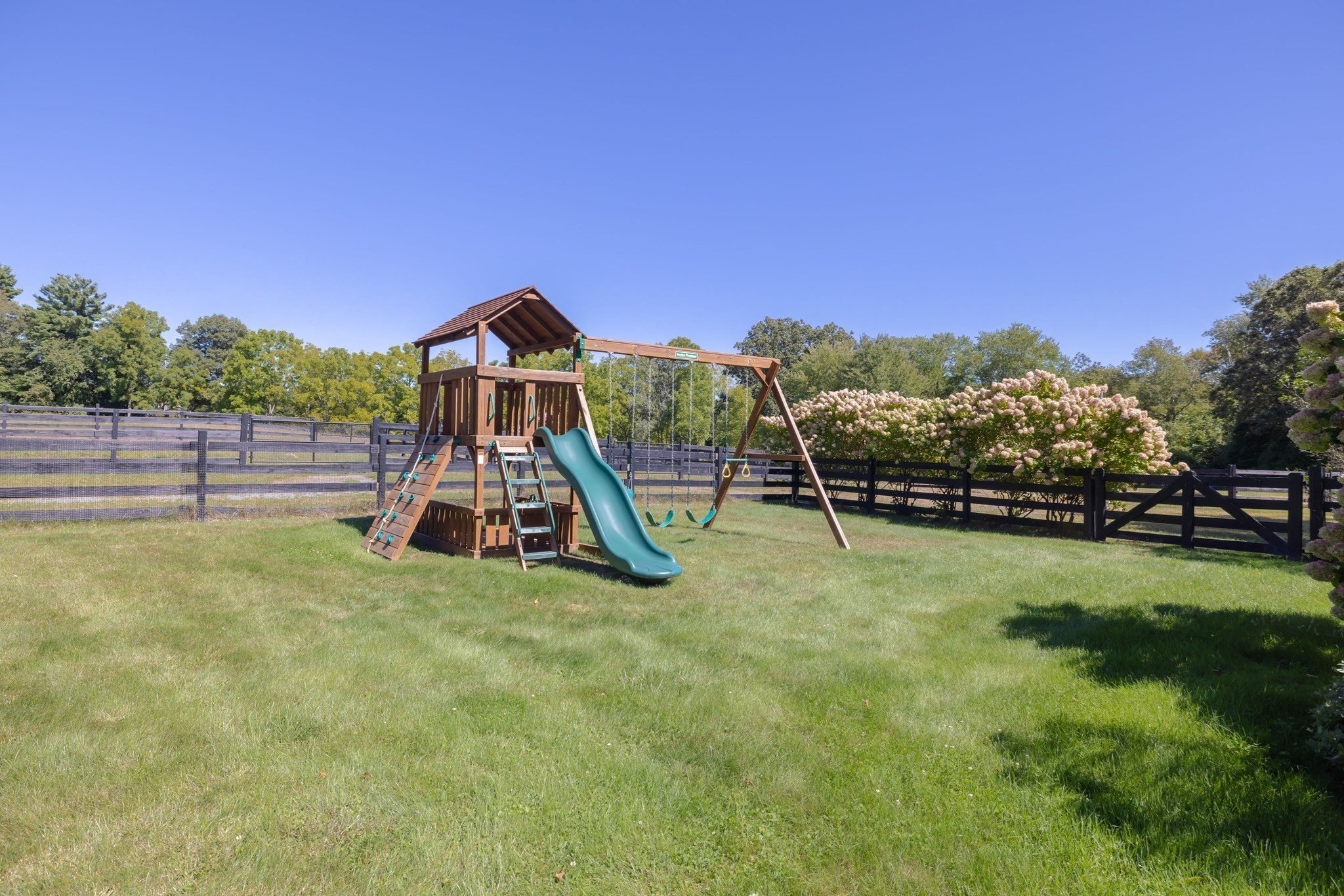 60 Washington St, Sherborn, MA Photo #31