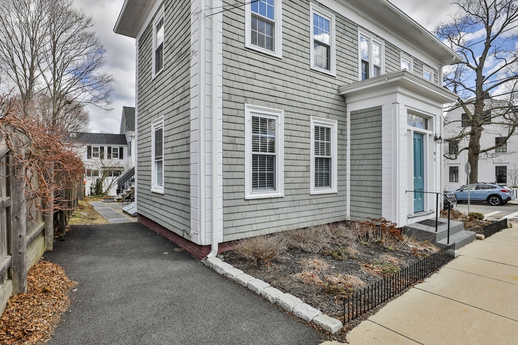 26 Munroe St 1
