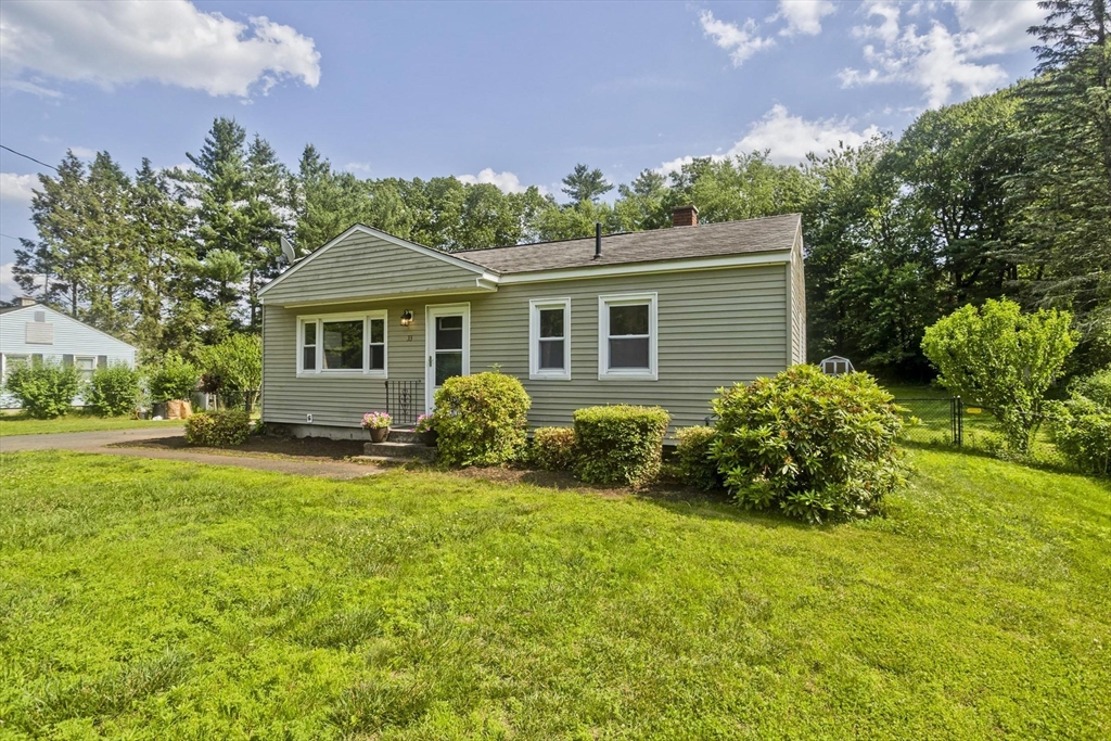 33 S Longyard Rd
