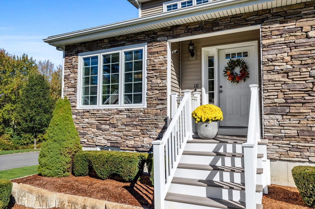 28 Essex Cir 10
